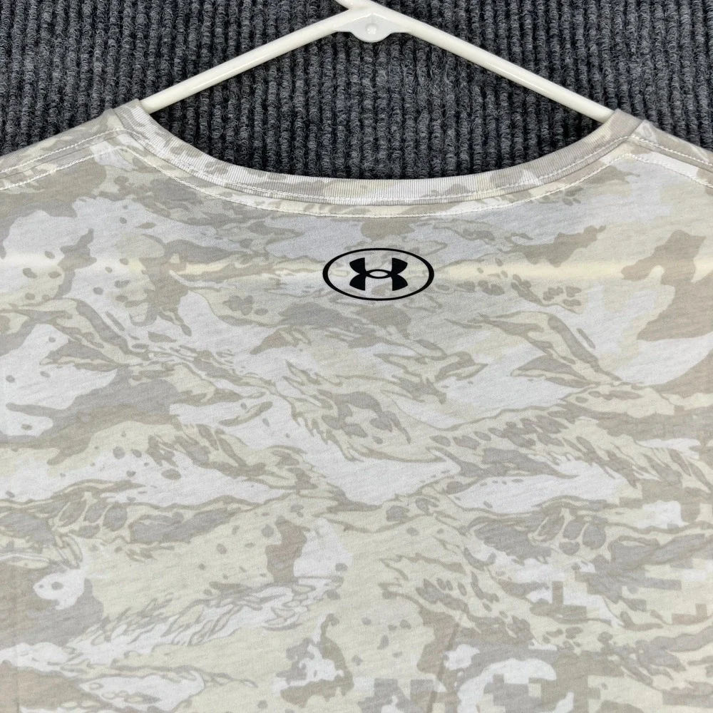 Under Armour Shirt Mens 3XL White Gray Camo Short Sleeve Loose Fit Active Casual